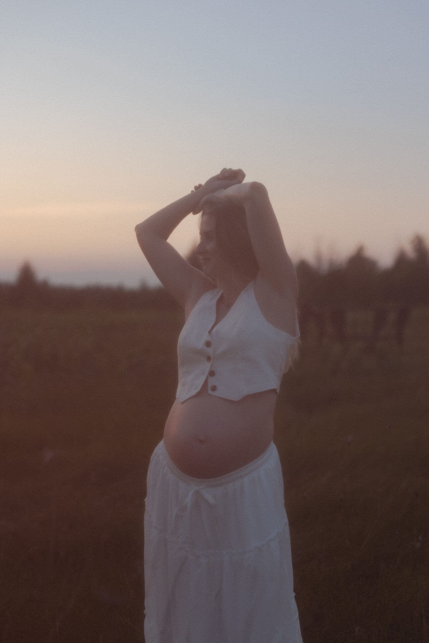A solo maternity session in Kemptville, Ontario.